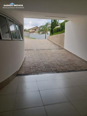 Casa para alugar com 4 quartos, 340m² - Foto 3