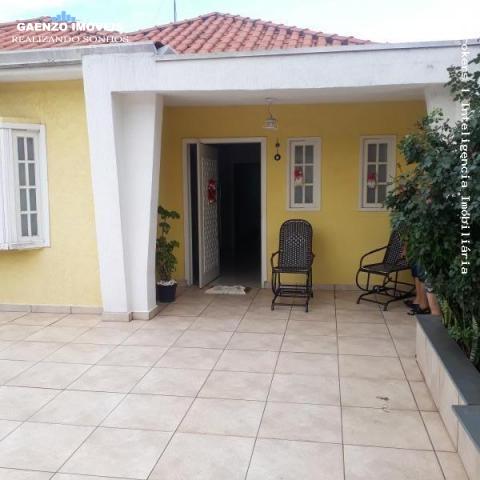 Casa à venda com 3 quartos, 140m² - Foto 1