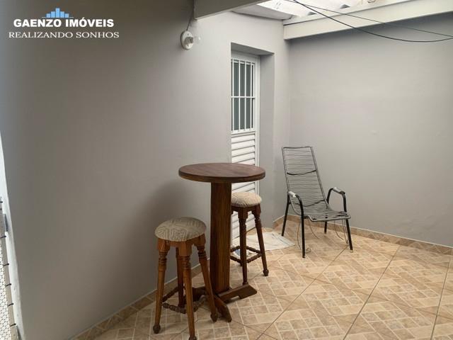 Casa à venda com 2 quartos, 100m² - Foto 5