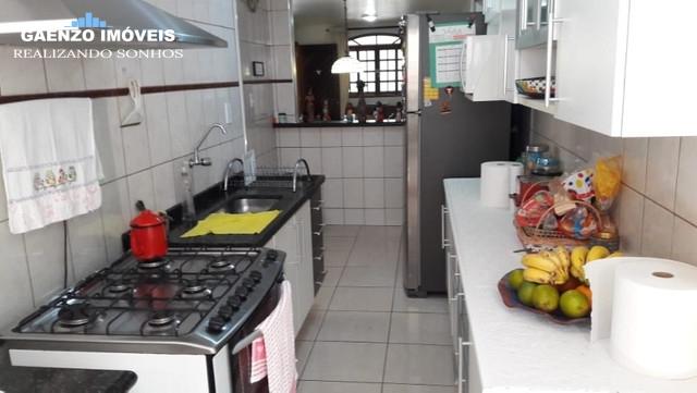 Sobrado à venda com 3 quartos, 162m² - Foto 1