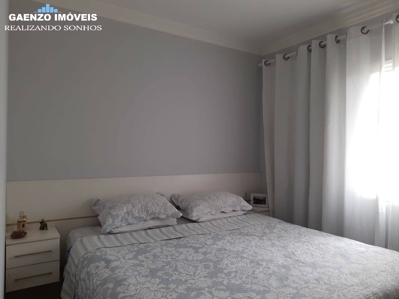 Apartamento à venda com 3 quartos, 105m² - Foto 4