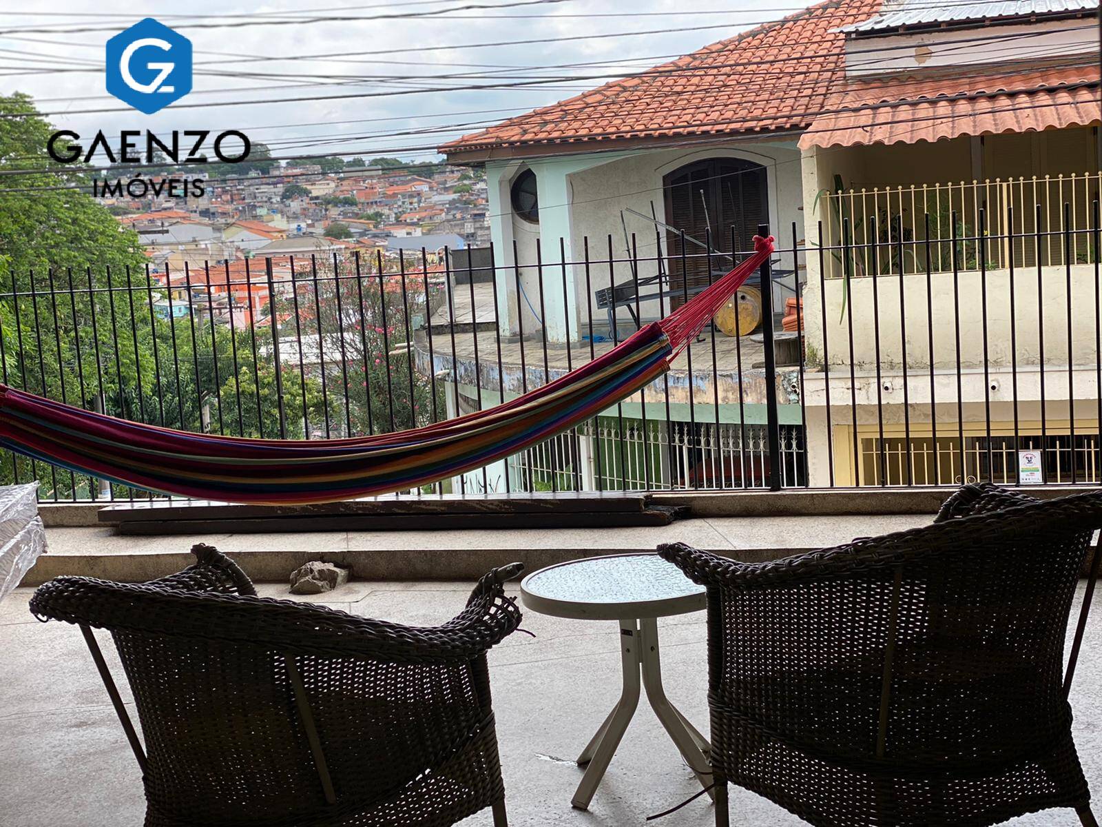 Sobrado à venda com 3 quartos, 124m² - Foto 1