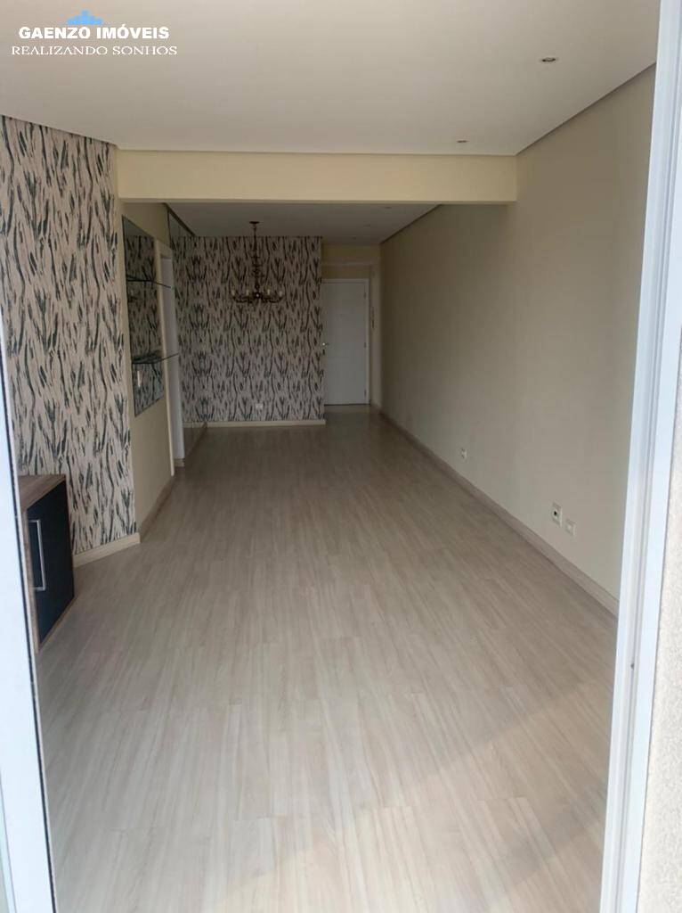 Apartamento à venda com 3 quartos, 91m² - Foto 11