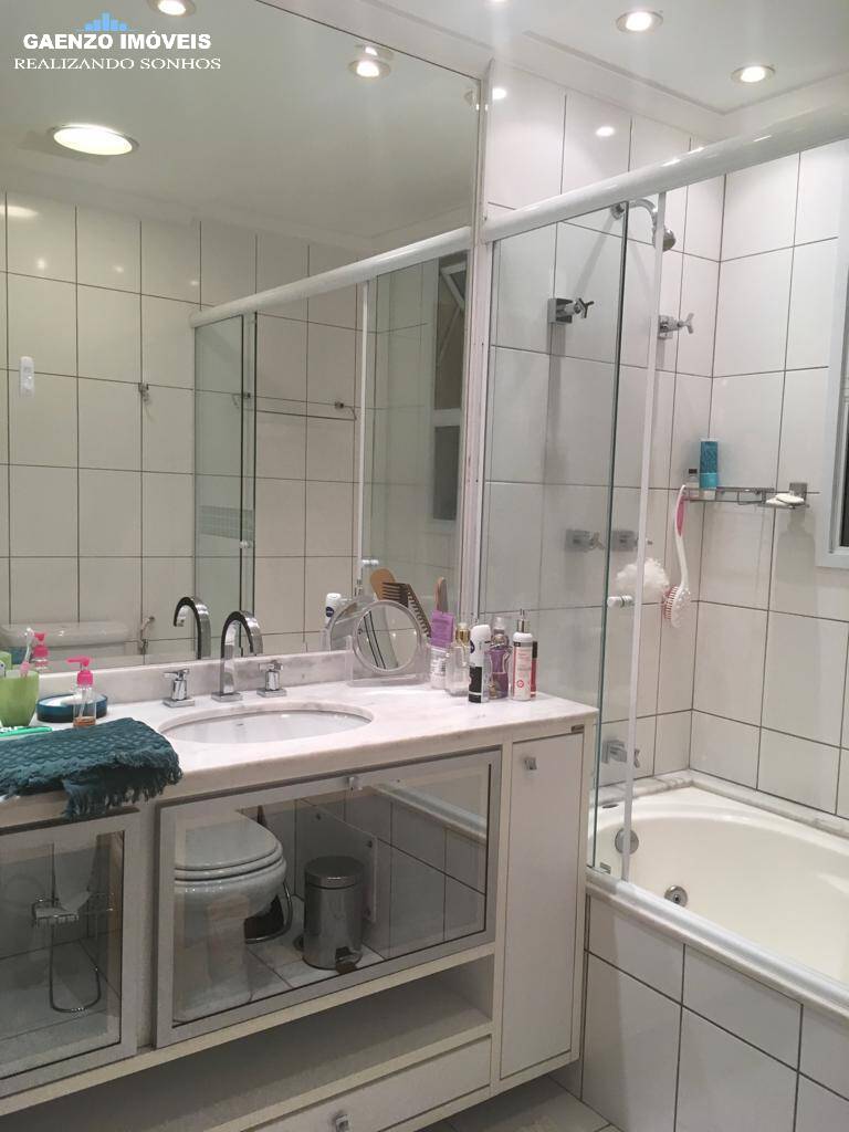 Apartamento à venda com 3 quartos, 156m² - Foto 5