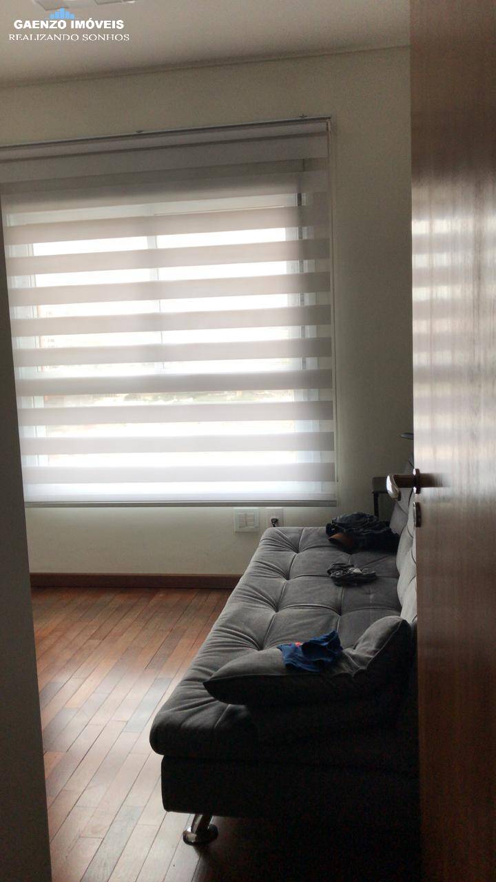 Apartamento à venda com 3 quartos, 156m² - Foto 11