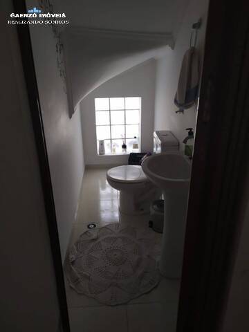 Casa à venda com 3 quartos, 198m² - Foto 13