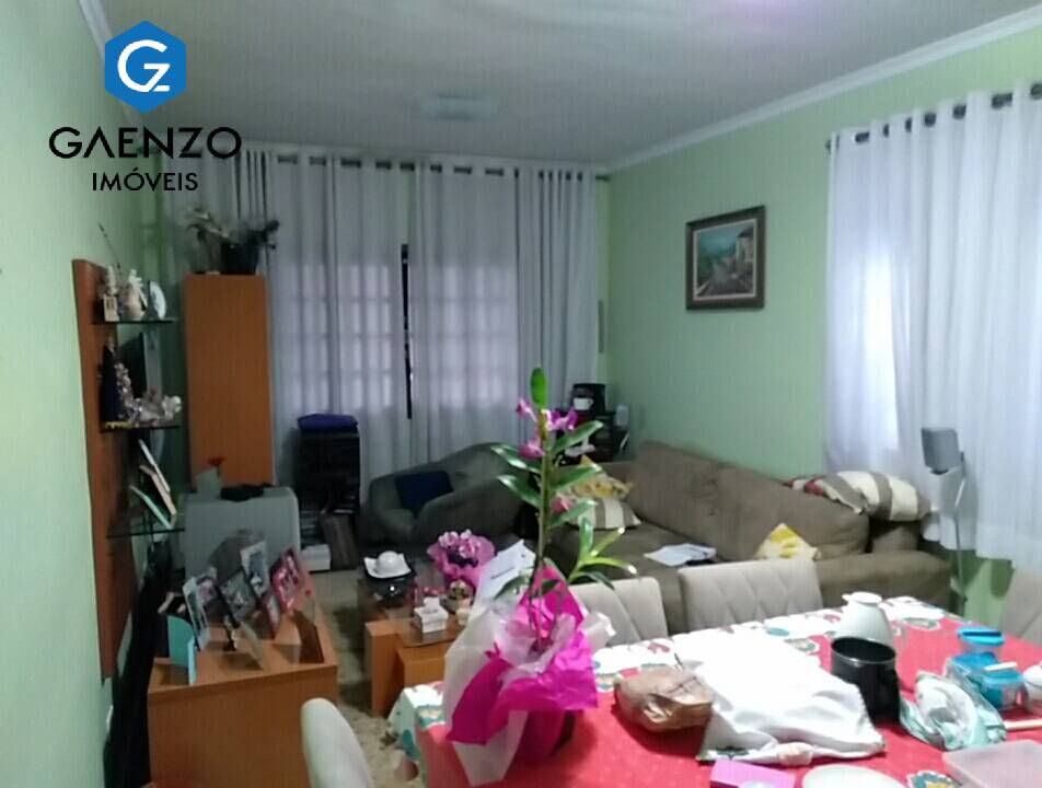 Casa à venda com 3 quartos, 140m² - Foto 4