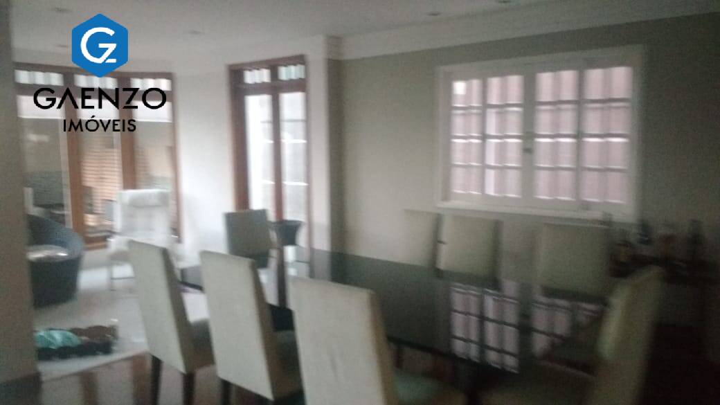 Casa de Condomínio à venda com 4 quartos, 300m² - Foto 25