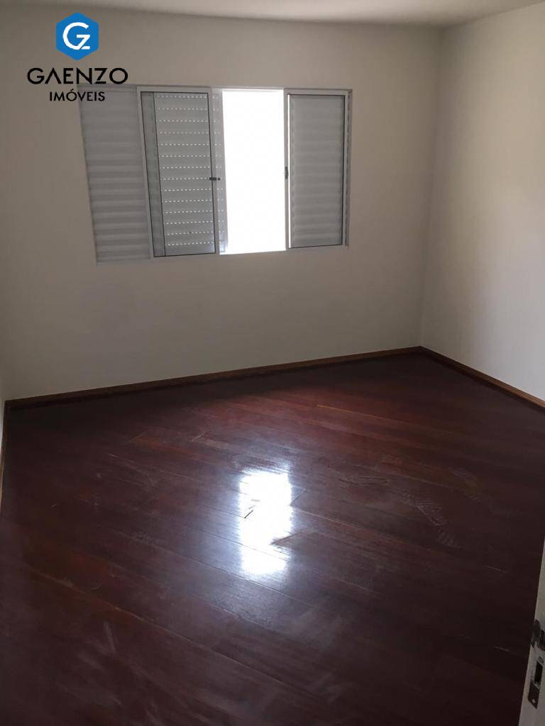 Casa à venda com 3 quartos, 100m² - Foto 8