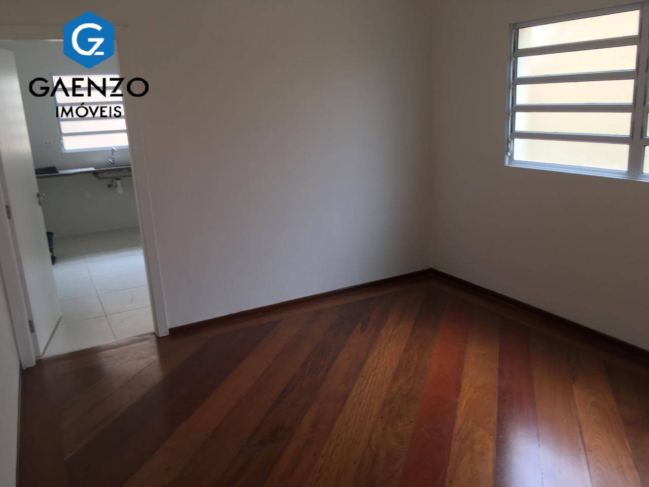 Casa à venda com 3 quartos, 100m² - Foto 28