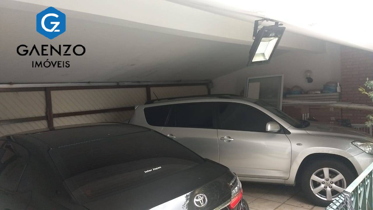 Casa à venda com 4 quartos, 480m² - Foto 3