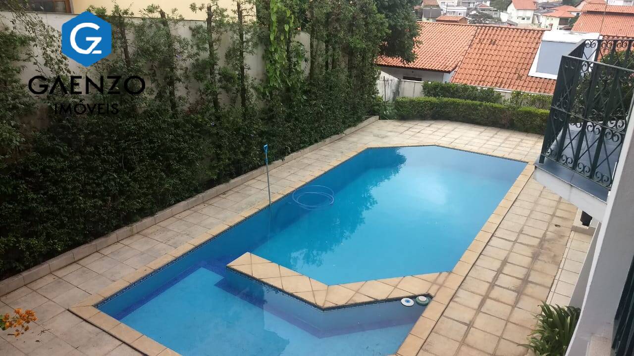 Casa à venda com 4 quartos, 480m² - Foto 1