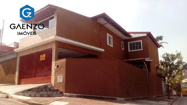 Sobrado à venda com 3 quartos, 168m² - Foto 1