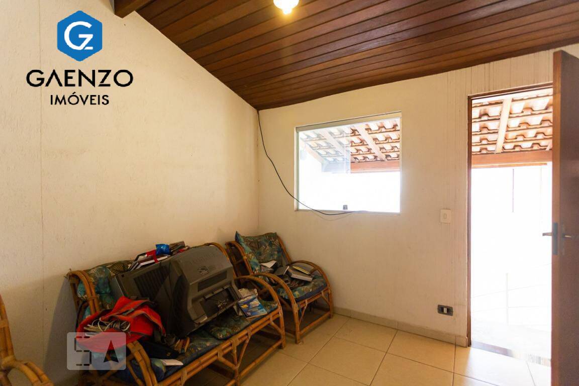 Sobrado à venda com 3 quartos, 277m² - Foto 4