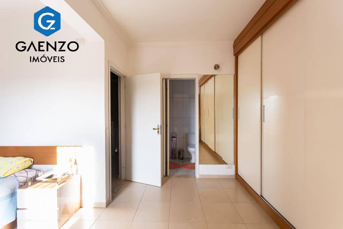 Sobrado à venda com 3 quartos, 277m² - Foto 15