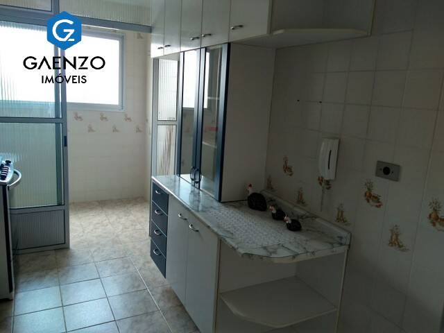 Apartamento à venda com 2 quartos, 66m² - Foto 13