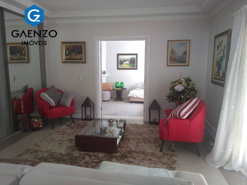 Casa de Condomínio à venda com 3 quartos, 300m² - Foto 2