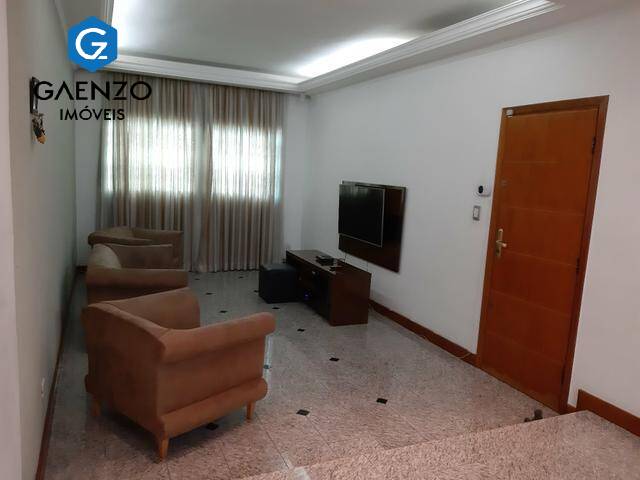 Casa à venda com 4 quartos, 250m² - Foto 15