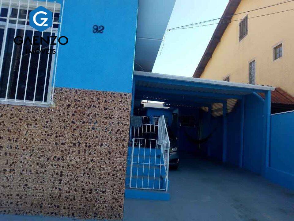 Casa à venda com 3 quartos, 250m² - Foto 6