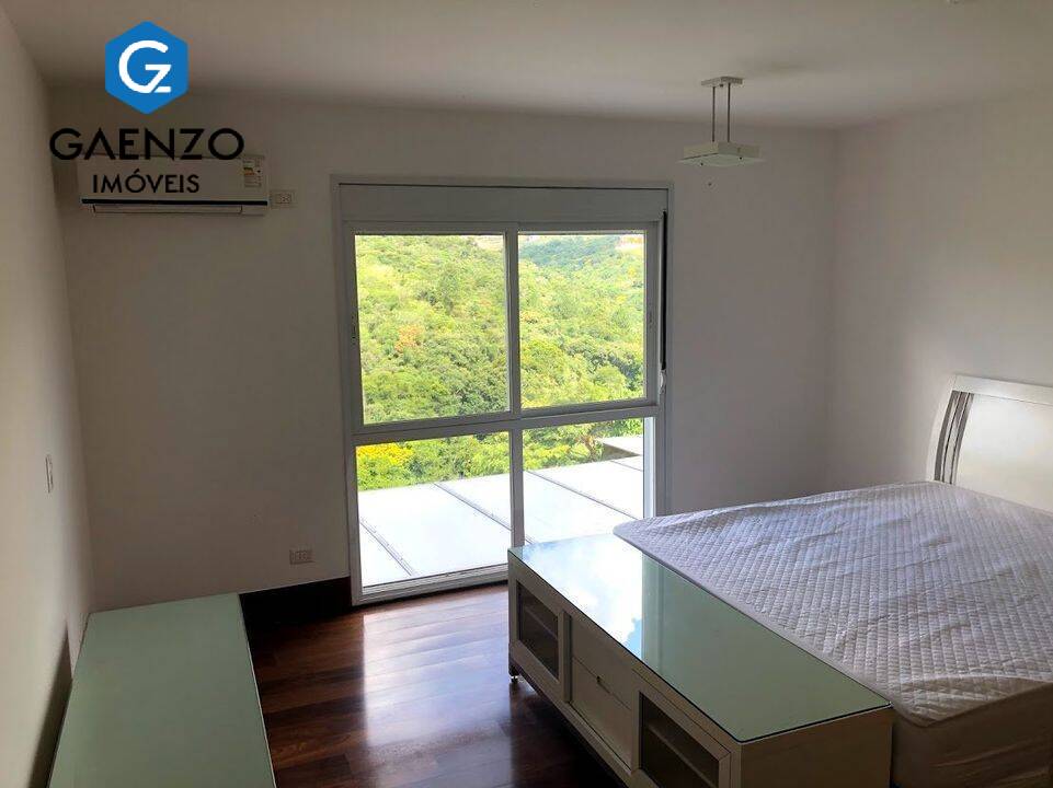 Casa à venda com 4 quartos, 900m² - Foto 13