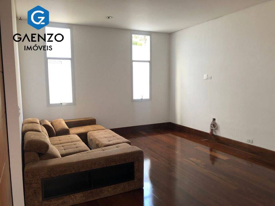 Casa à venda com 4 quartos, 900m² - Foto 12