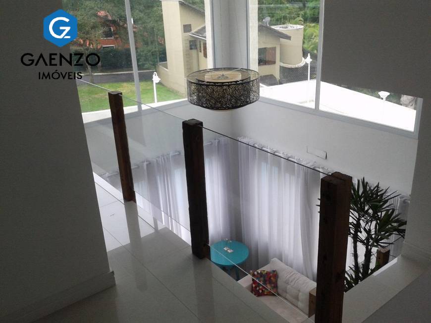 Casa de Condomínio à venda com 3 quartos, 375m² - Foto 8