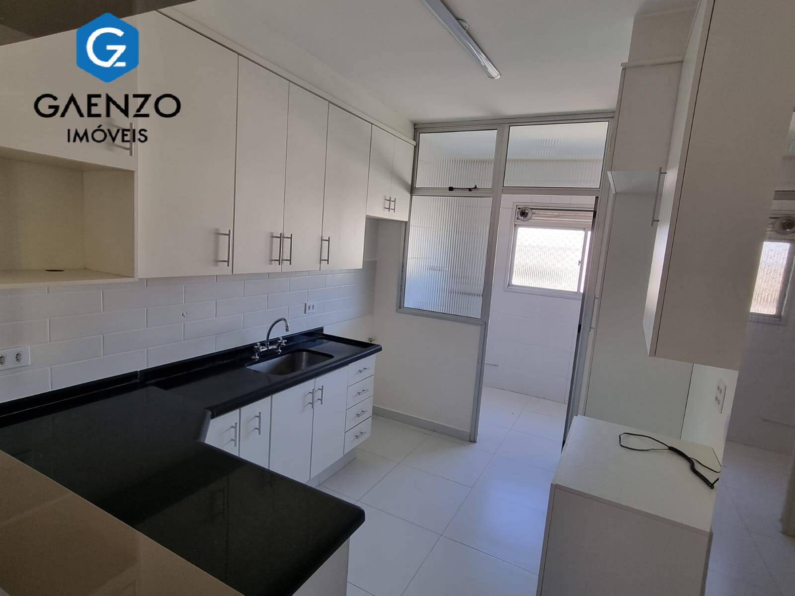 Apartamento à venda com 3 quartos, 71m² - Foto 9