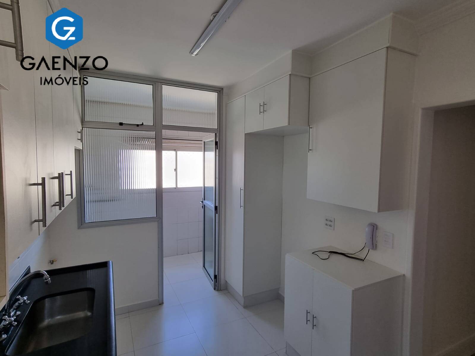 Apartamento à venda com 3 quartos, 71m² - Foto 11