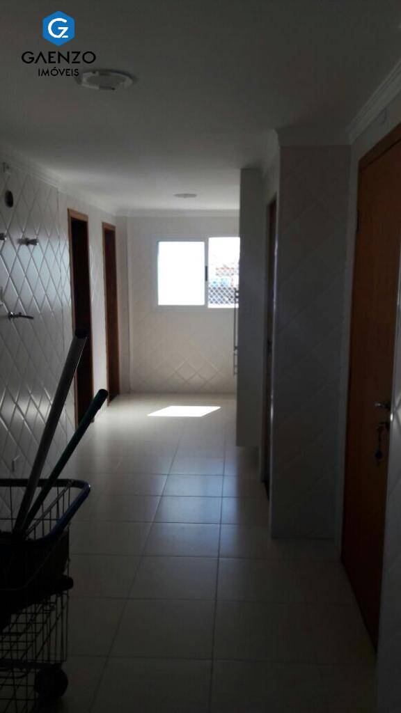 Apartamento à venda com 4 quartos, 214m² - Foto 9