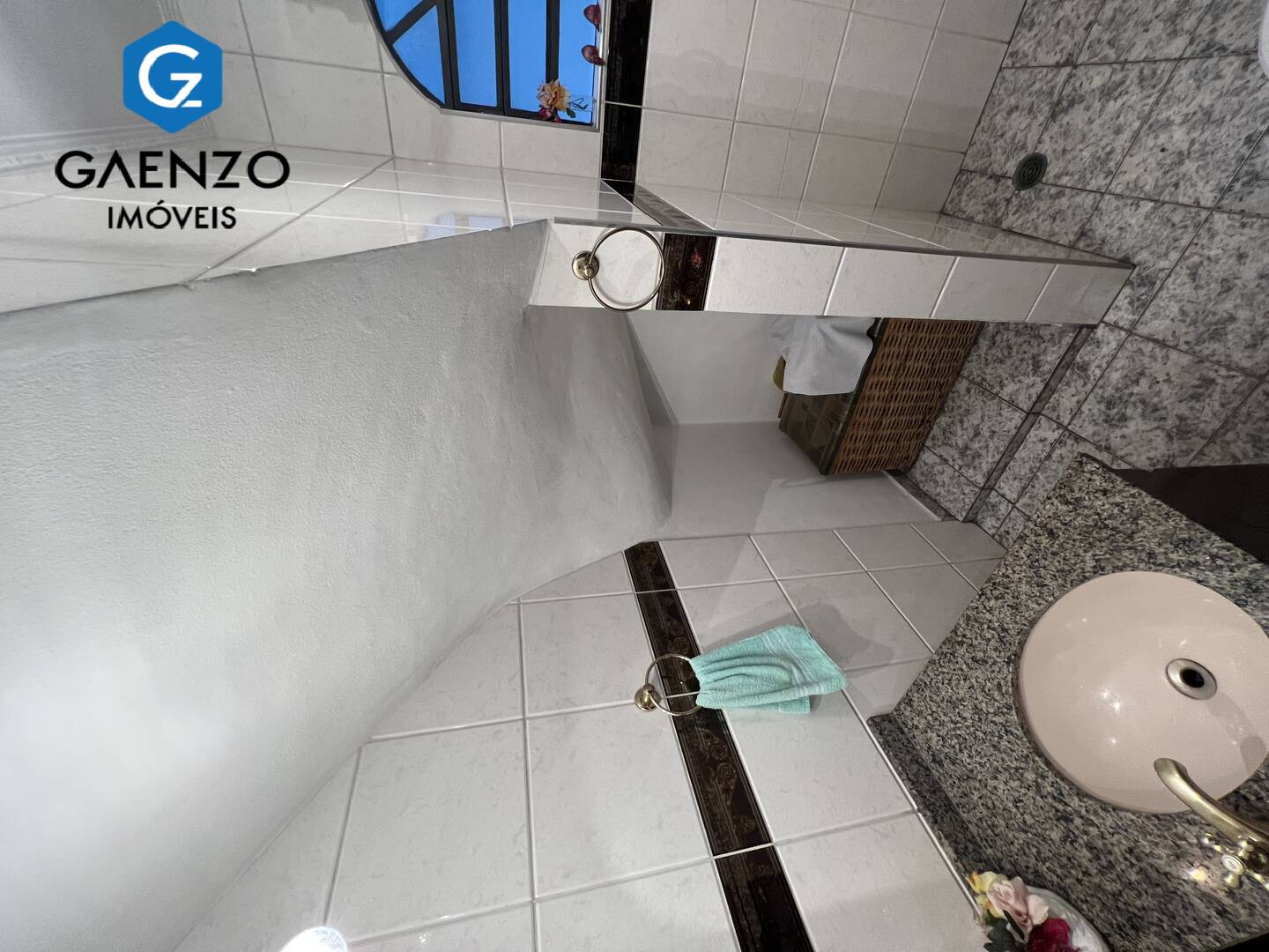 Sobrado à venda com 3 quartos, 224m² - Foto 3