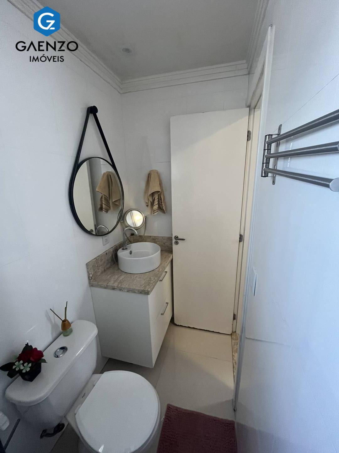 Apartamento à venda com 2 quartos, 60m² - Foto 2