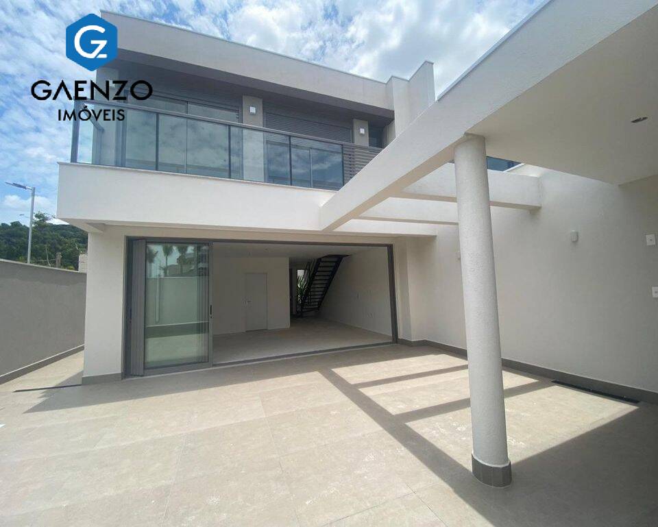 Casa de Condomínio à venda com 2 quartos, 200m² - Foto 3