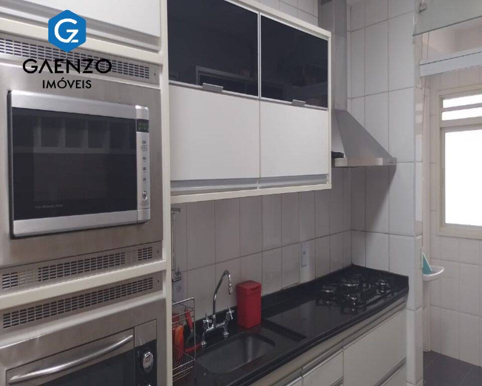 Apartamento à venda com 3 quartos, 133m² - Foto 2