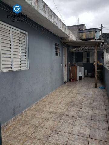 Casa à venda com 1 quarto, 450m² - Foto 2