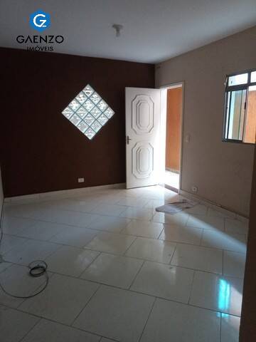 Casa à venda com 2 quartos, 250m² - Foto 4