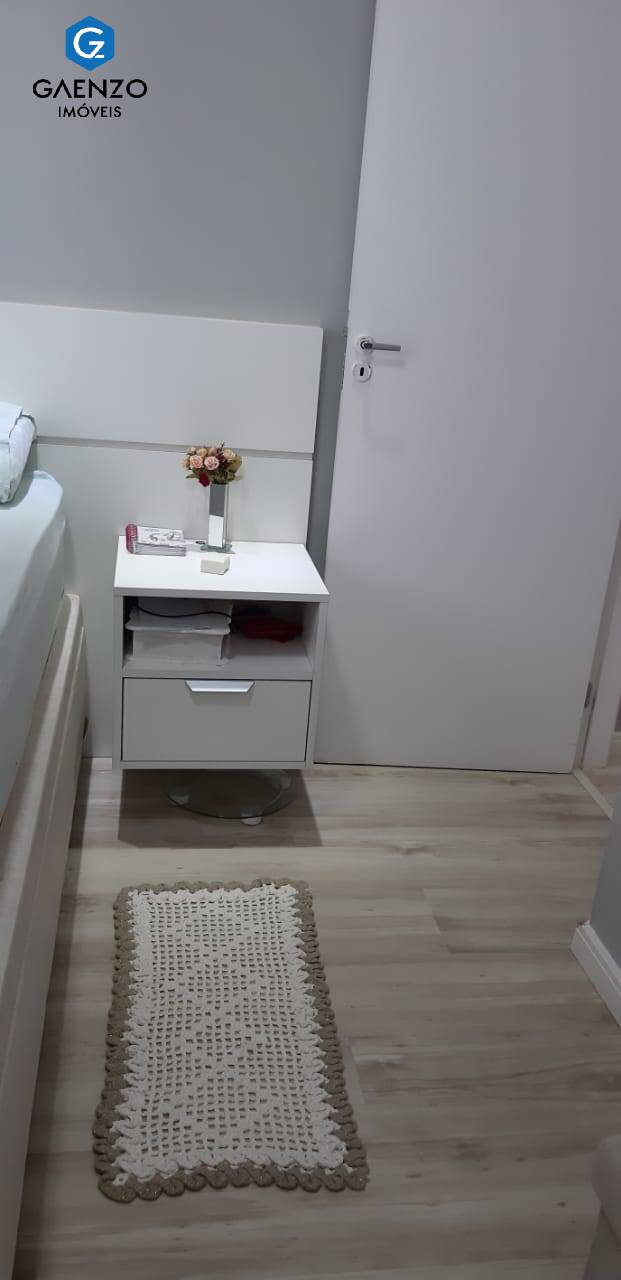 Apartamento à venda com 2 quartos, 50m² - Foto 4