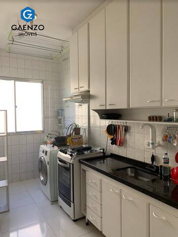 Apartamento à venda com 2 quartos, 56m² - Foto 3