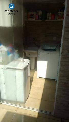 Sobrado à venda com 2 quartos, 170m² - Foto 2