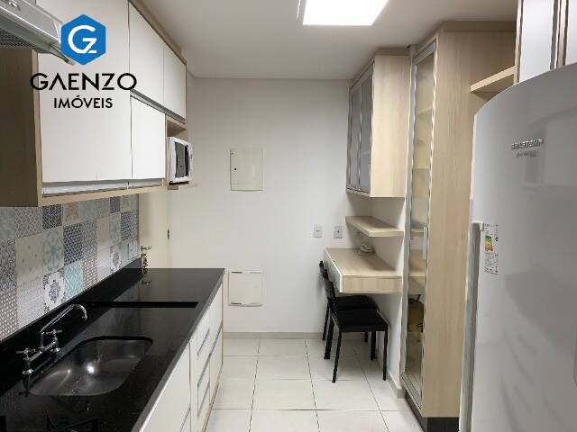 Apartamento à venda com 3 quartos, 107m² - Foto 10