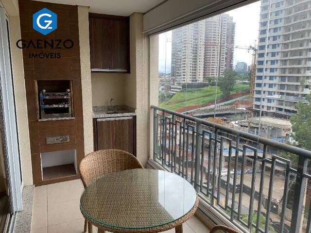 Apartamento à venda com 3 quartos, 107m² - Foto 1