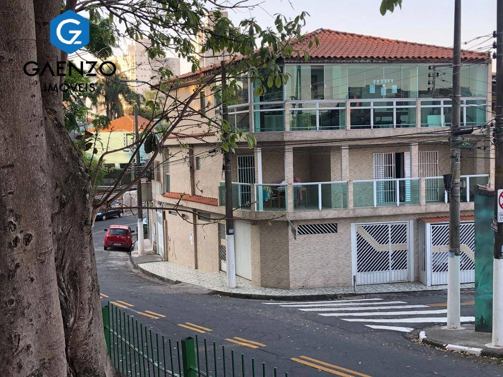 Sobrado à venda com 5 quartos, 260m² - Foto 1