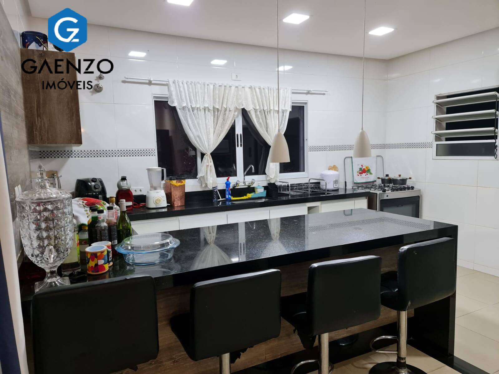 Casa de Condomínio à venda com 3 quartos, 377m² - Foto 28