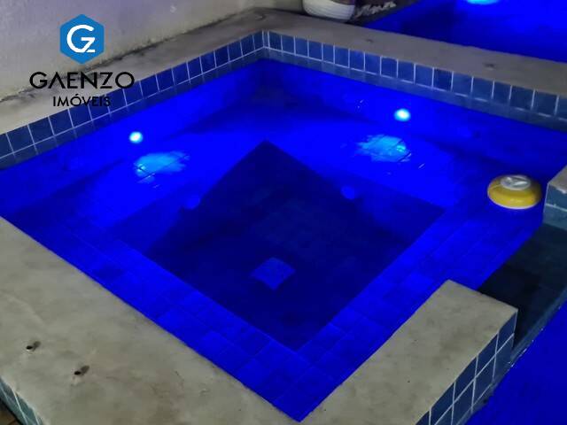 Casa de Condomínio à venda com 3 quartos, 375m² - Foto 3