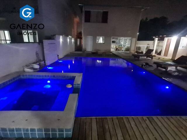 Casa de Condomínio à venda com 3 quartos, 375m² - Foto 17