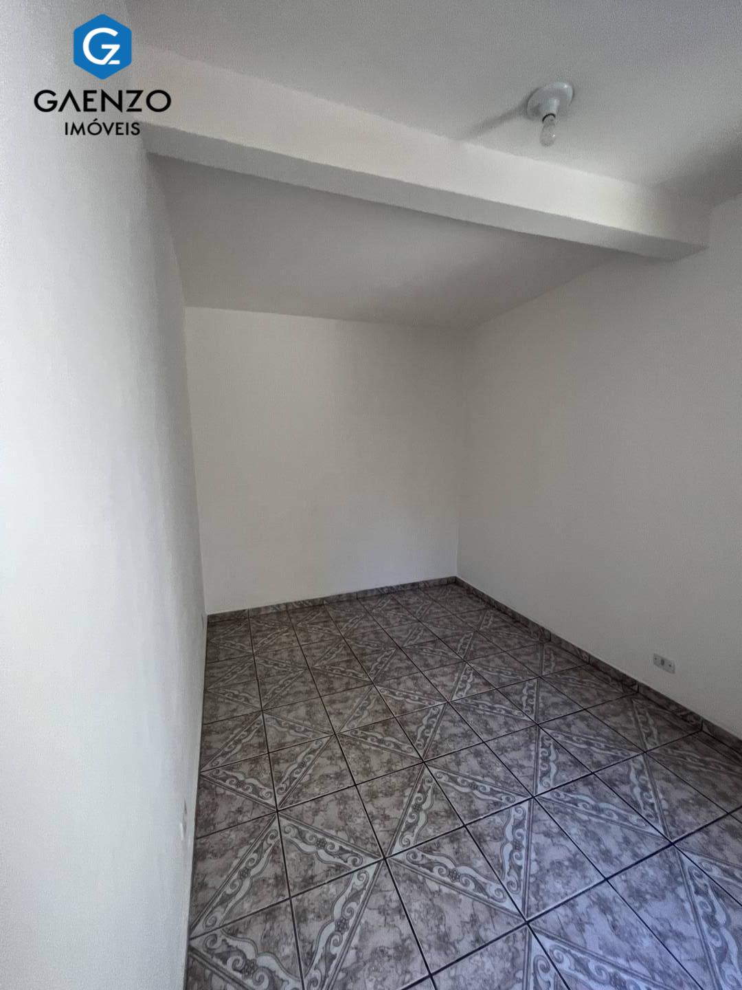 Casa à venda com 3 quartos, 260m² - Foto 4