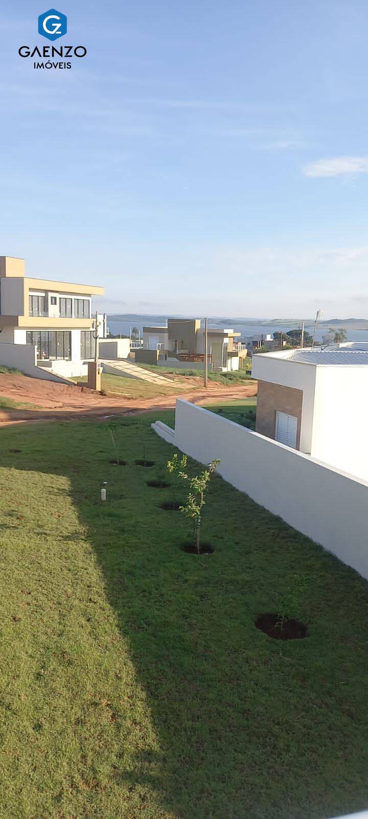 Casa de Condomínio à venda com 3 quartos, 275m² - Foto 11