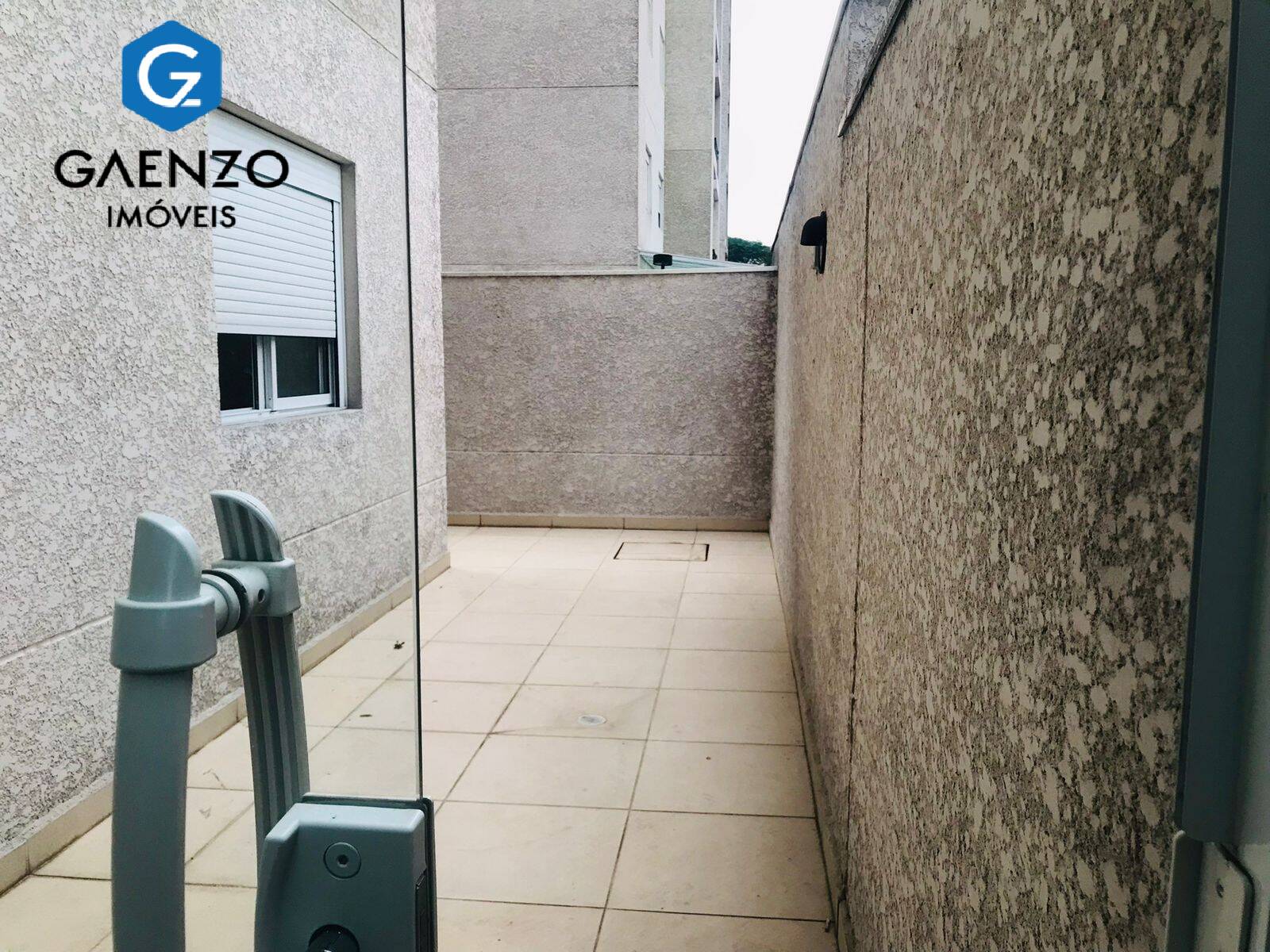 Apartamento à venda com 3 quartos, 111m² - Foto 7