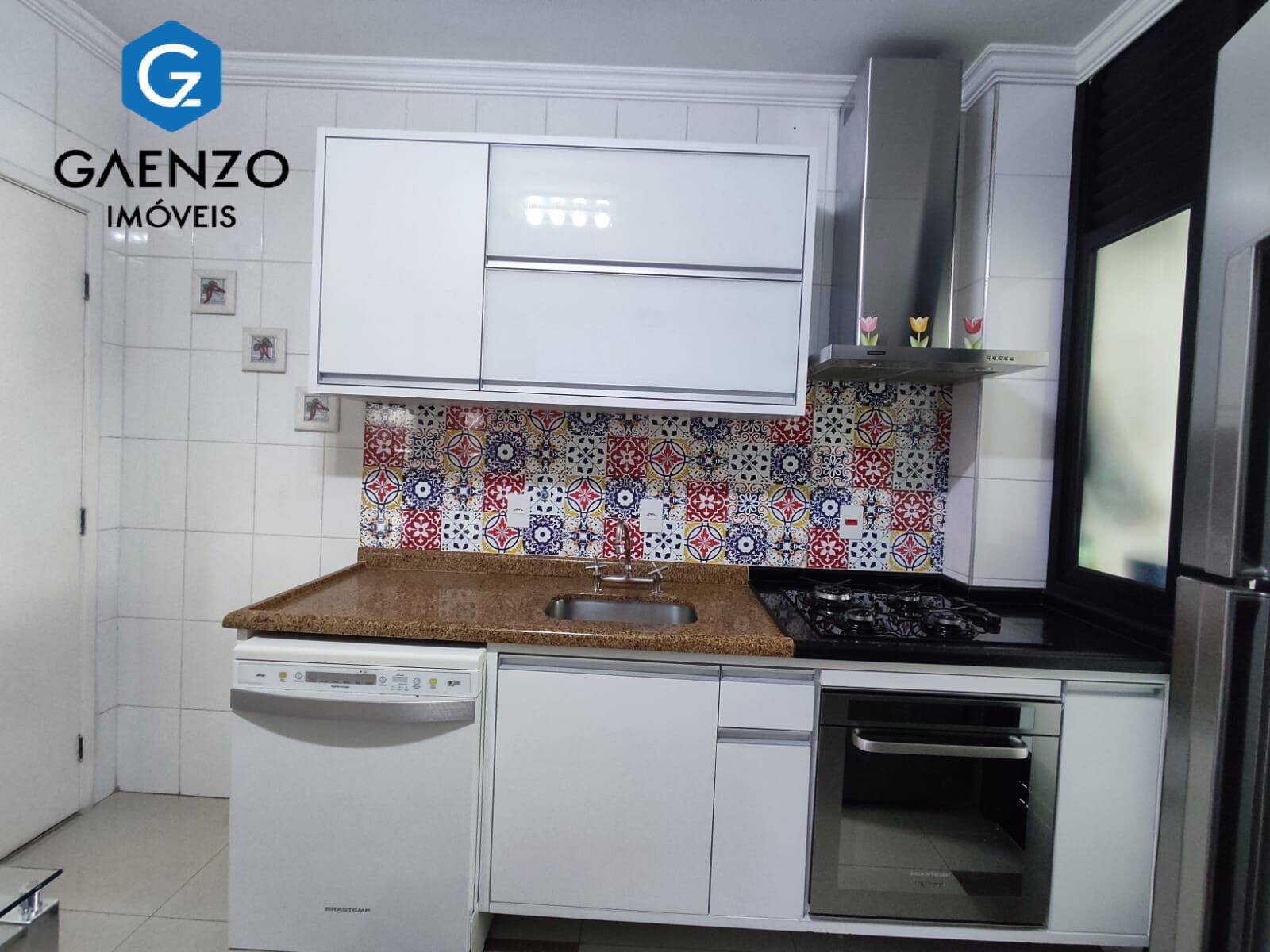 Apartamento à venda com 3 quartos, 113m² - Foto 9