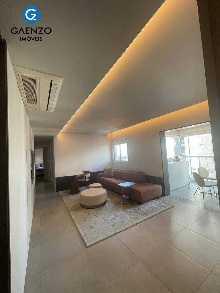 Apartamento à venda com 2 quartos, 82m² - Foto 1