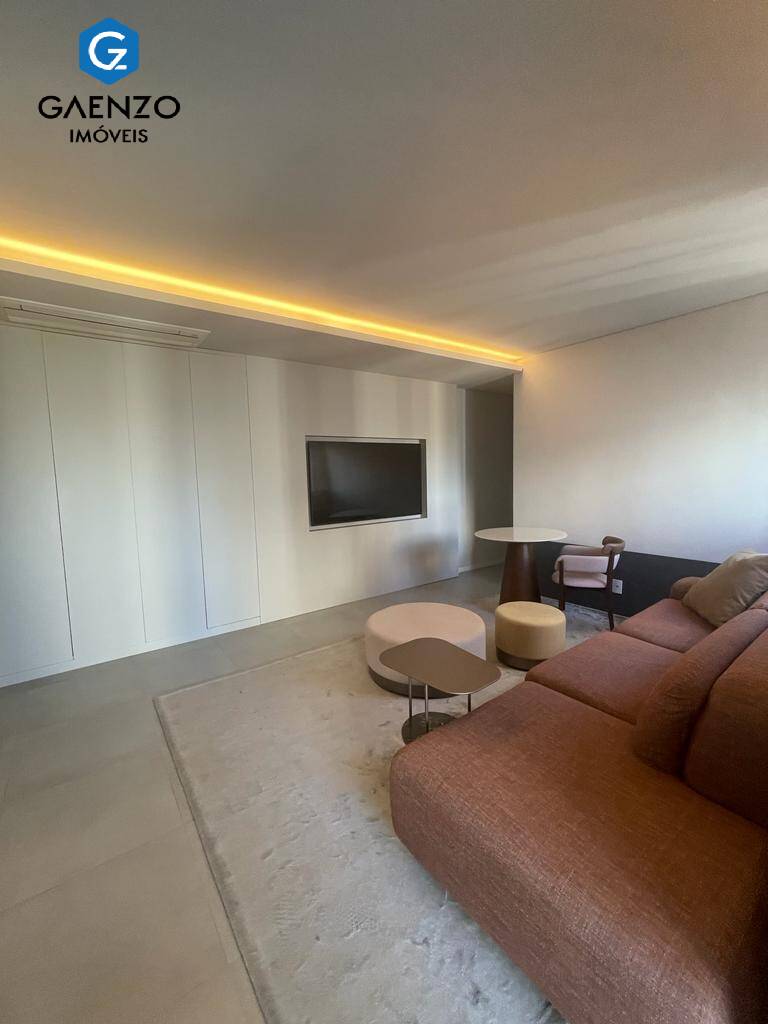 Apartamento à venda com 2 quartos, 82m² - Foto 10